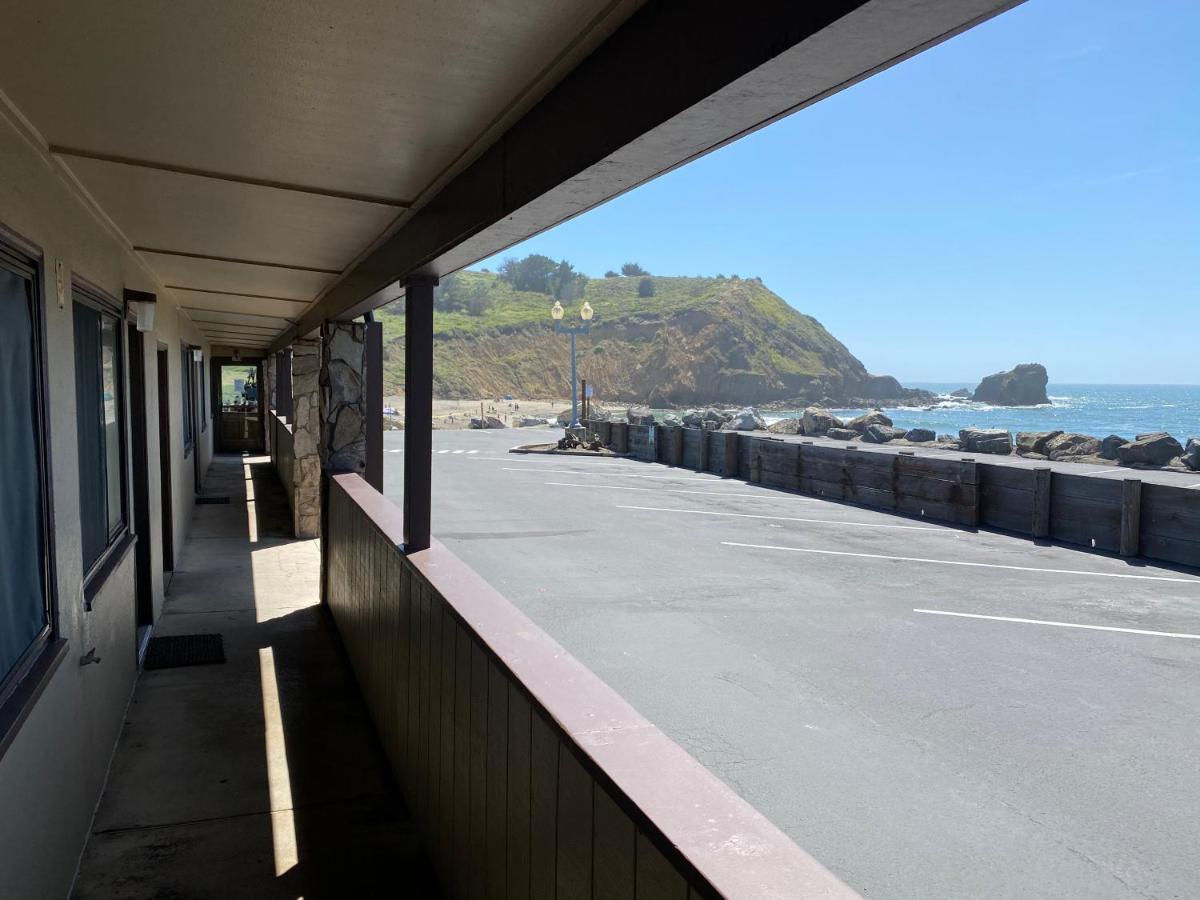 Sea Breeze Motel Pacifica Exterior photo