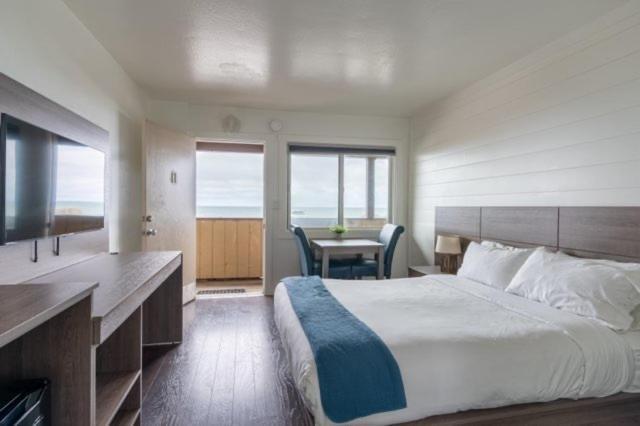 Sea Breeze Motel Pacifica Exterior photo